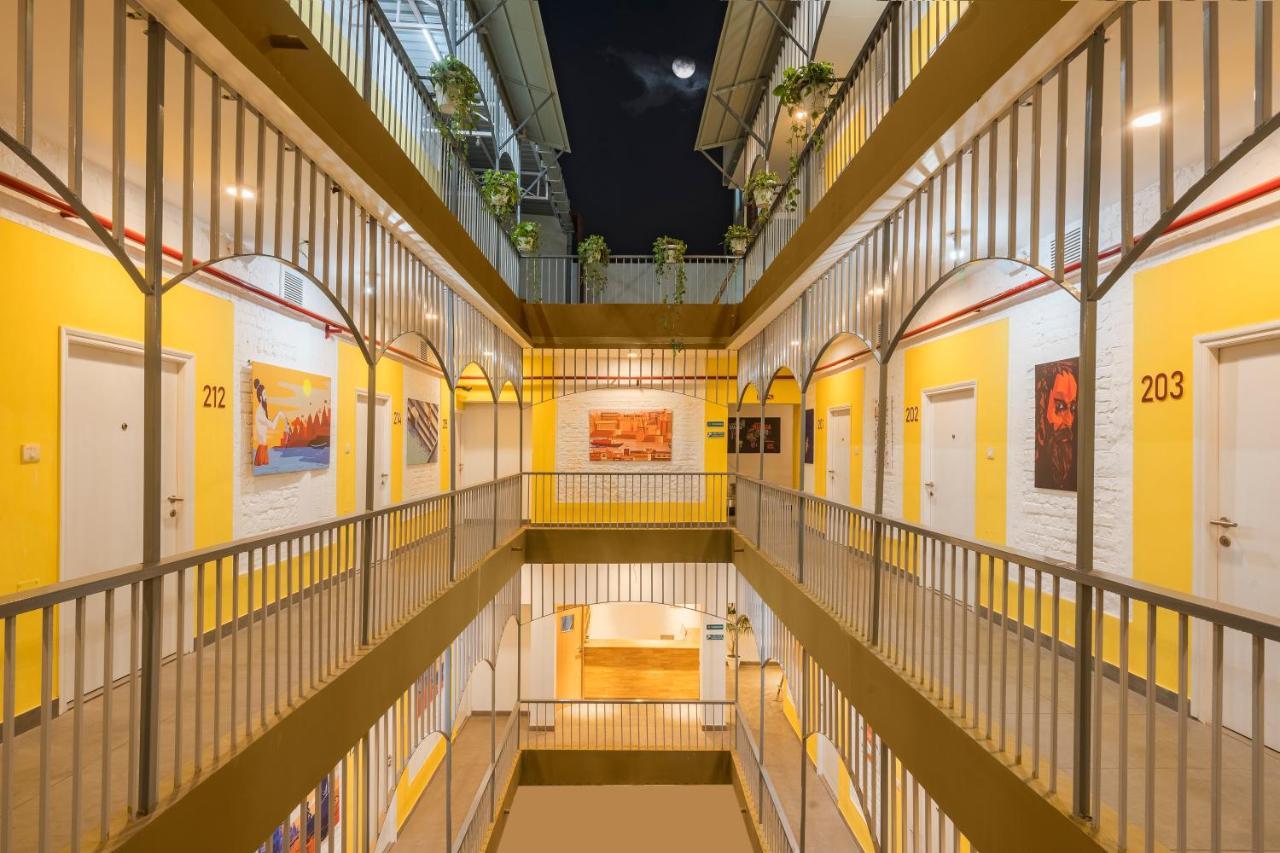 Bedzzz Varanasi By Leisure Hotels, 1 Km From Dashwasamedh Ghat Luaran gambar